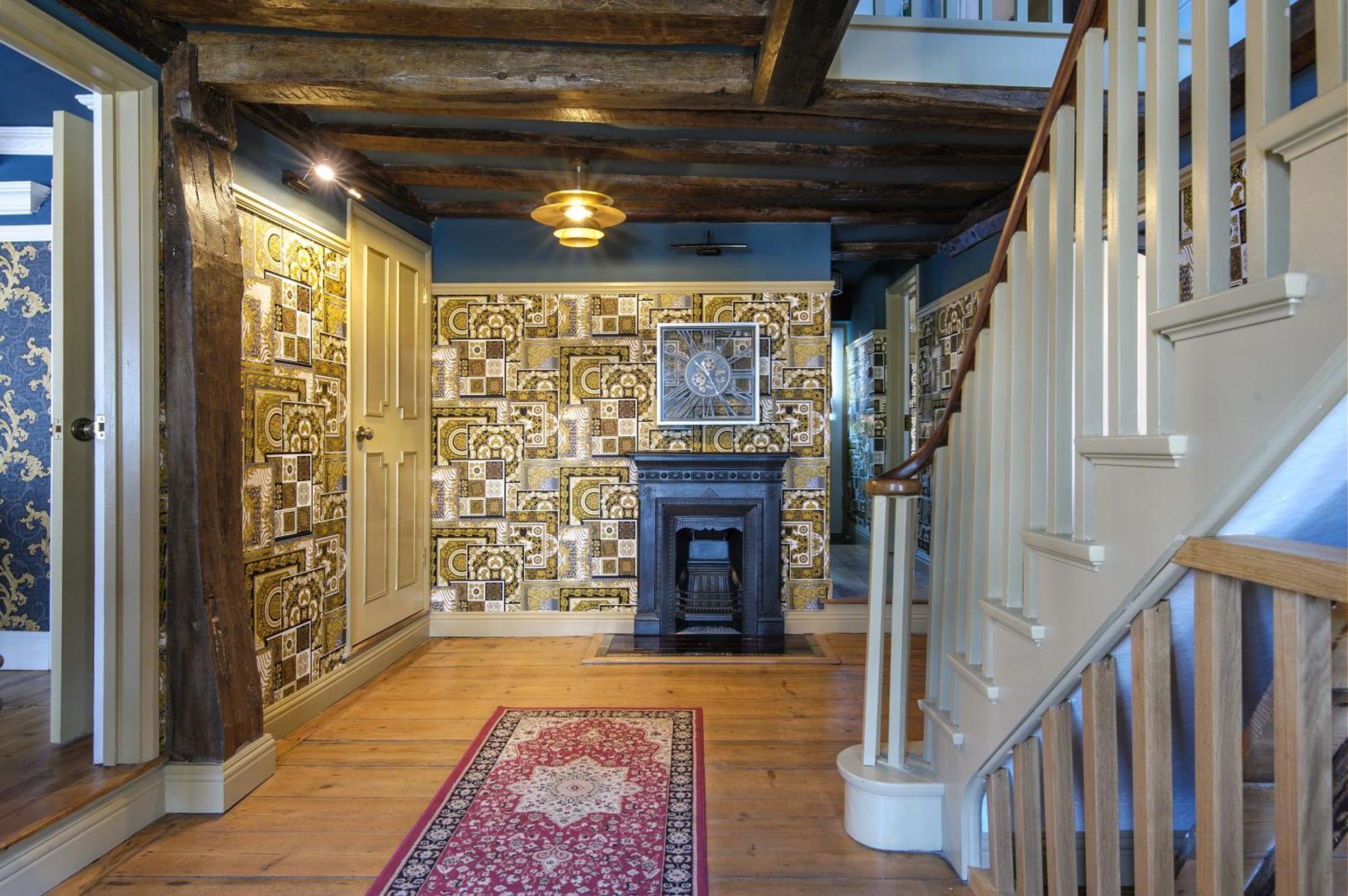 Huge Deluxe 600 Year Old Essex Manor, Hot Tub, Cinema Room, Sky Tv Саффрон-Уолден Экстерьер фото
