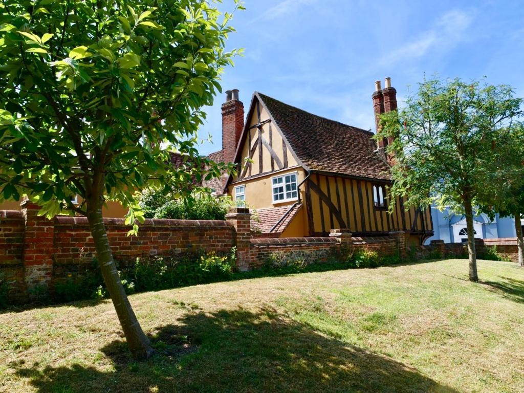 Huge Deluxe 600 Year Old Essex Manor, Hot Tub, Cinema Room, Sky Tv Саффрон-Уолден Экстерьер фото